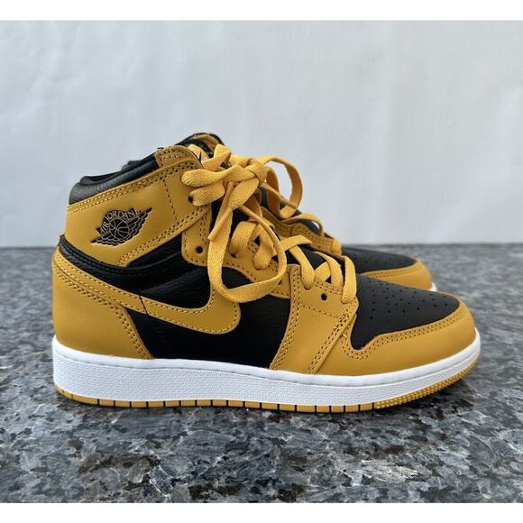 Nike Air Jordan 1 Retro High OG GS \'Pollen\' 2021 575441-701 Youth Size 5Y